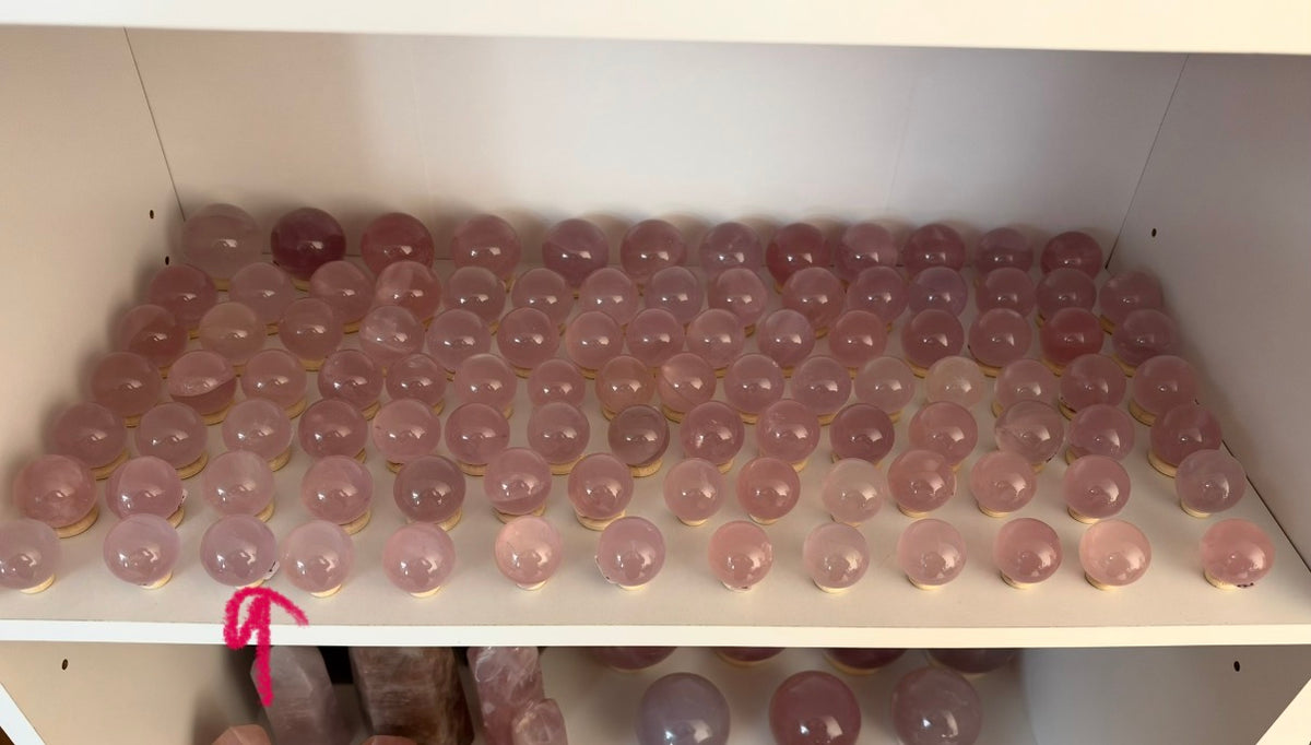 *Extra Juicy Light Purple Mini Star Rose Quartz Sphere (10J)