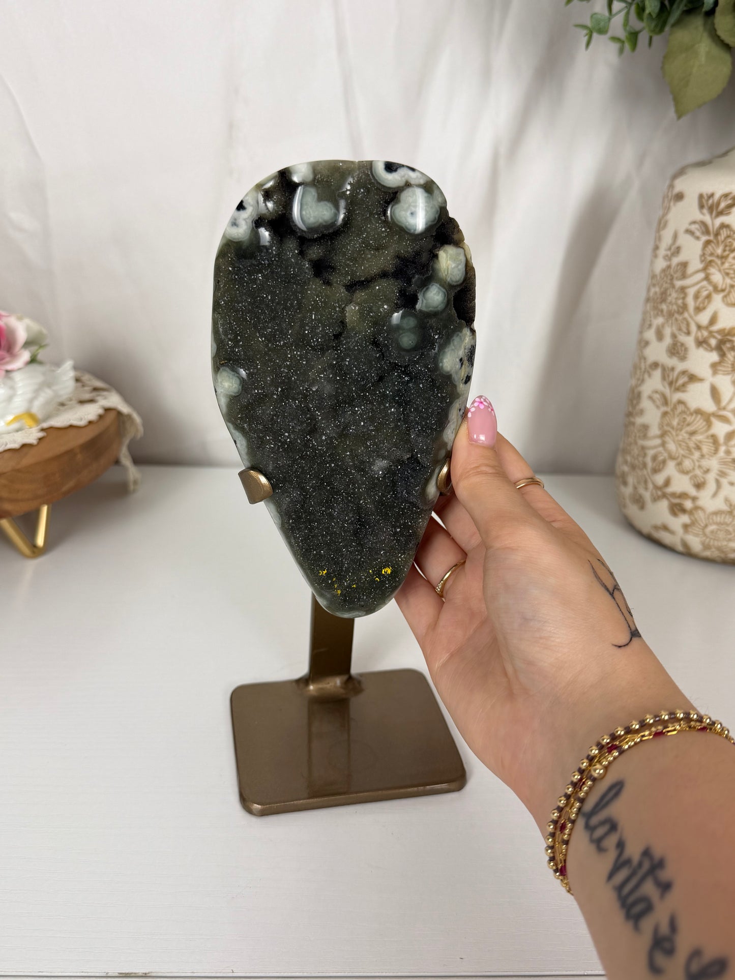 Statement Green Amethyst Freeform on Stand (138)
