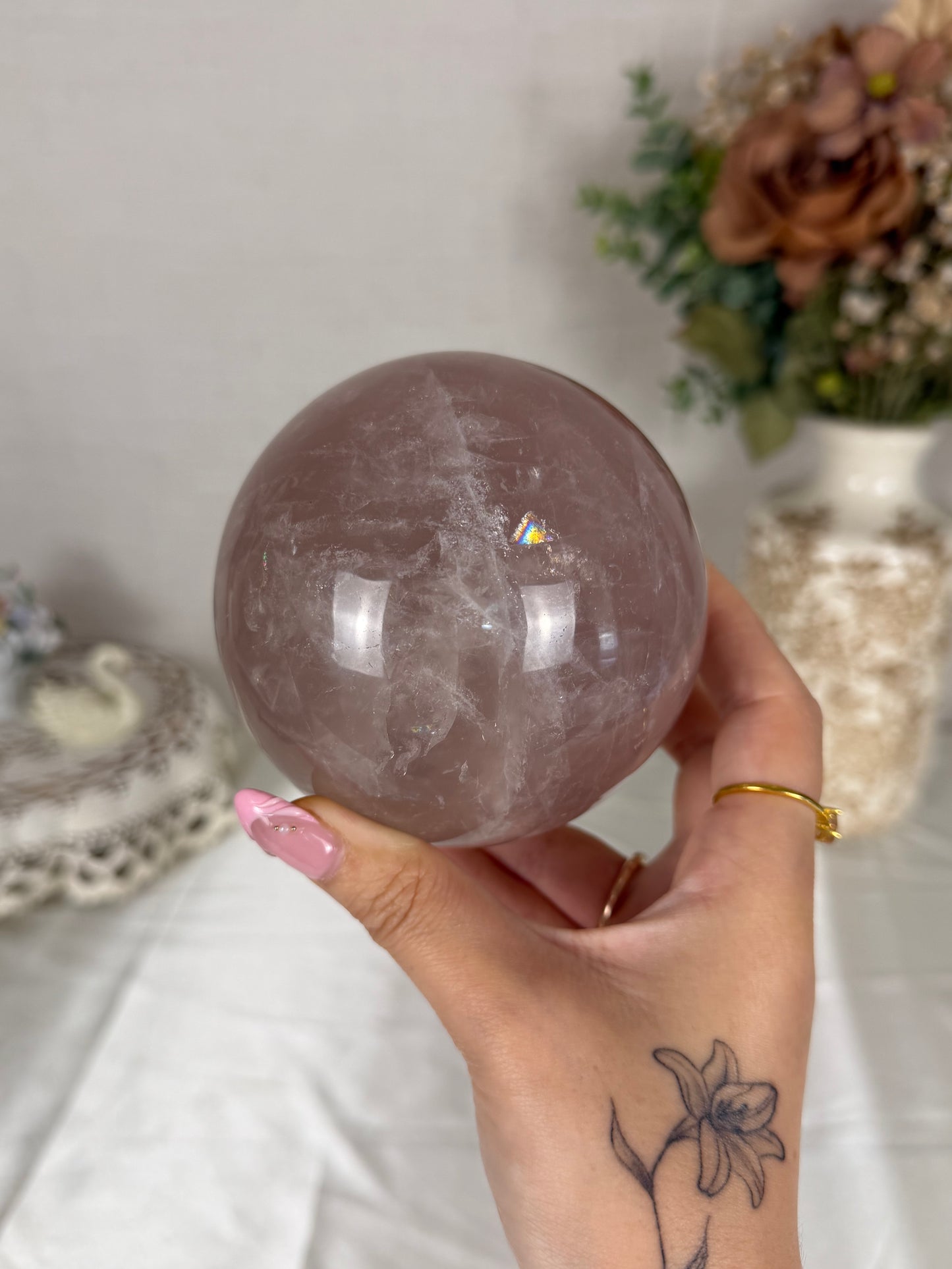 *Mauve Star Rose Quartz Sphere 95mm (142)