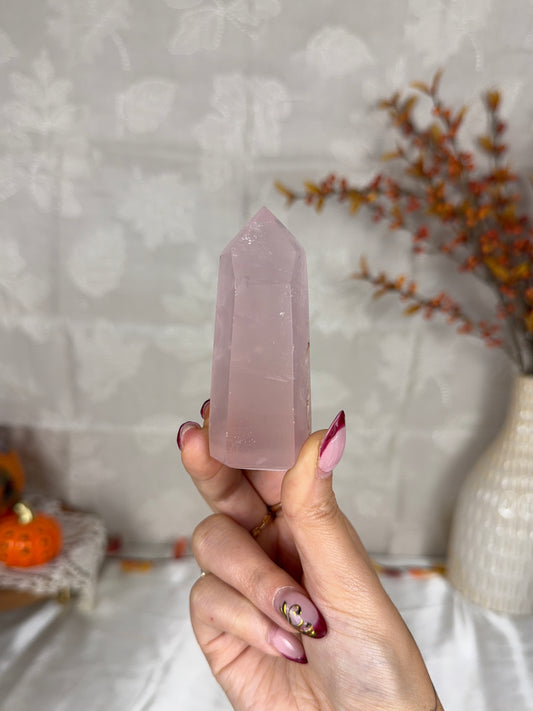 *Pink Watery Flash Rose Quartz Tower (14W)