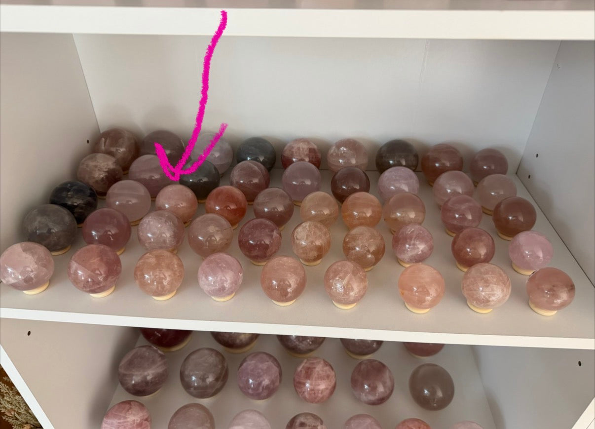 *Star Rose Quartz Sphere (18N)