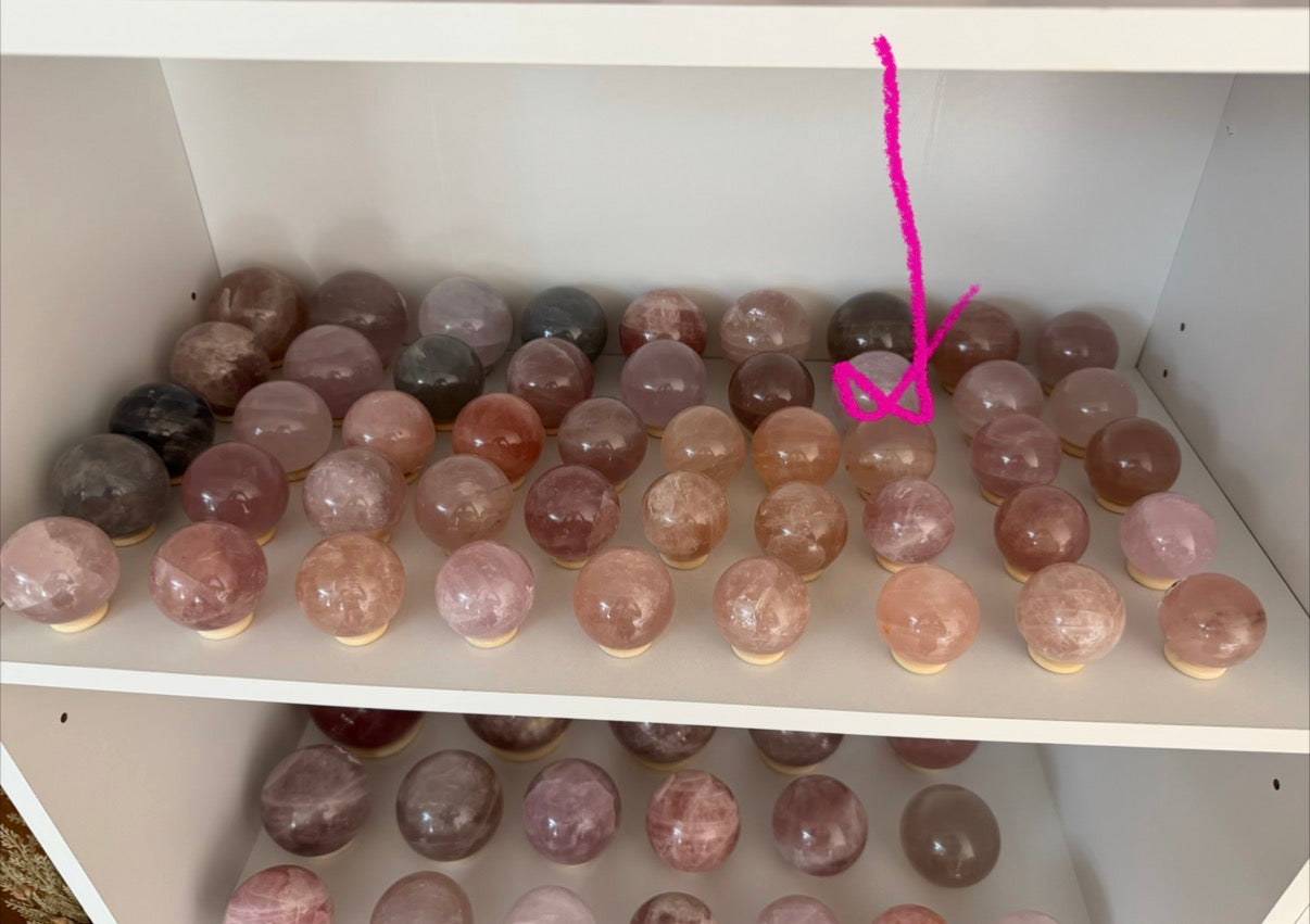 *Star Rose Quartz Sphere (18W)
