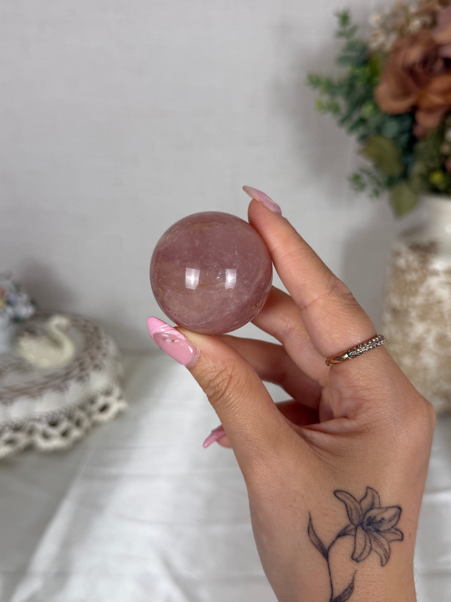 *Mauve Star Rose Quartz Sphere (12T)