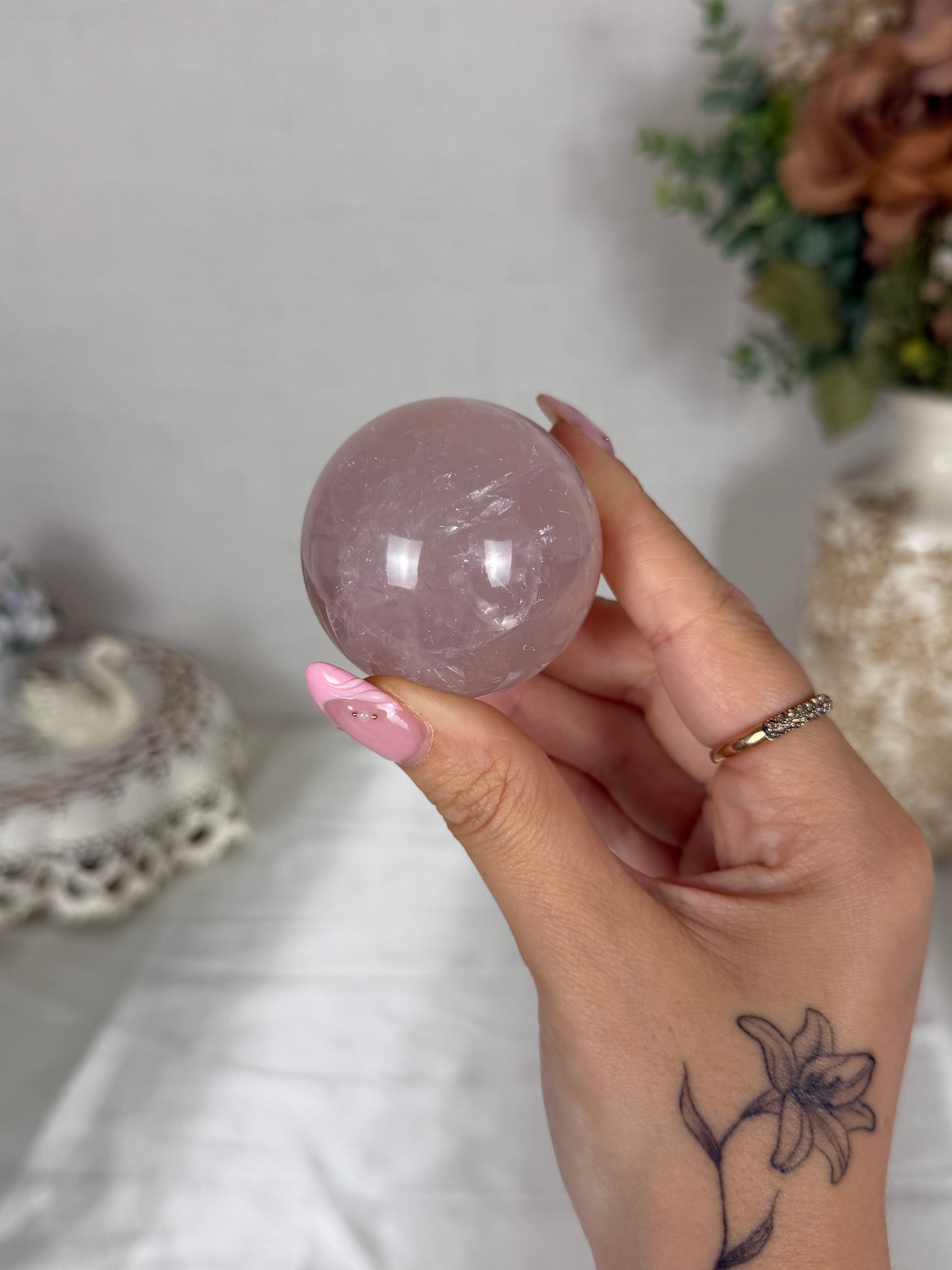 *Star Rose Quartz Sphere (18P)