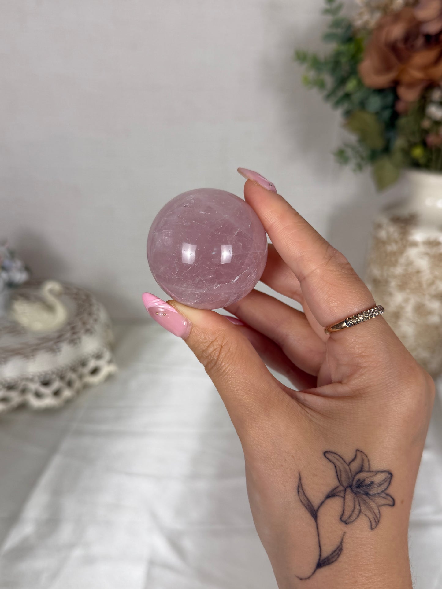 *Light Pink Star Rose Quartz Sphere (12V)