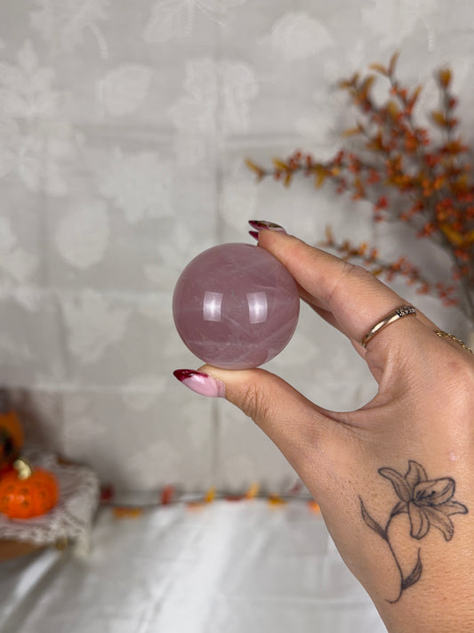 *Mauve Star Rose Quartz Sphere (24W)