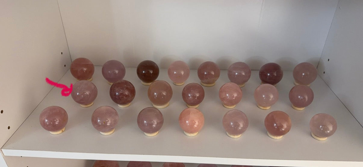 *Mauve Star Rose Quartz Sphere (24W)