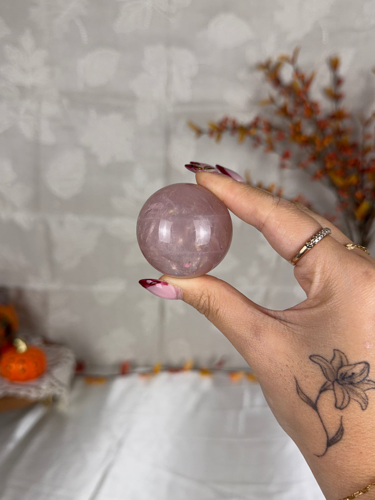 *Mauve Rainbow Star Rose Quartz Sphere (18W)
