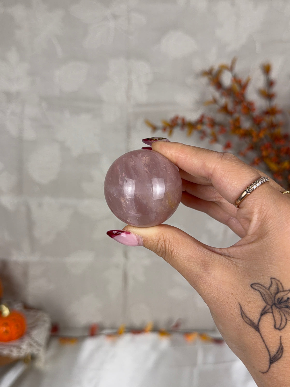 *Mauve Rainbow Star Rose Quartz Sphere (18W)