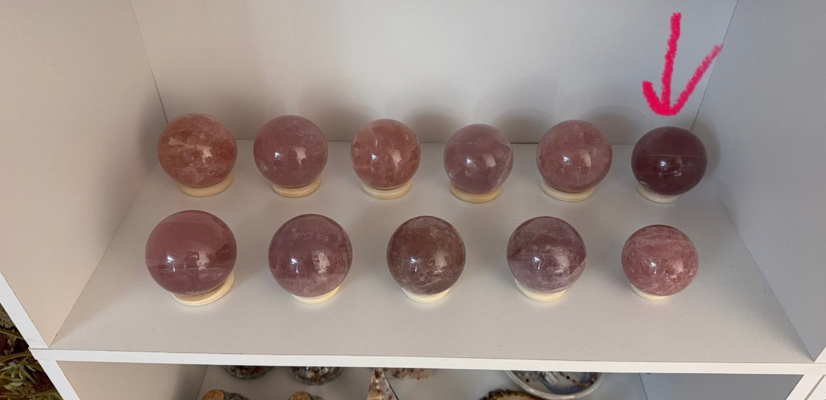 *Berry Wine Star Rose Quartz Sphere 72mm (60G)