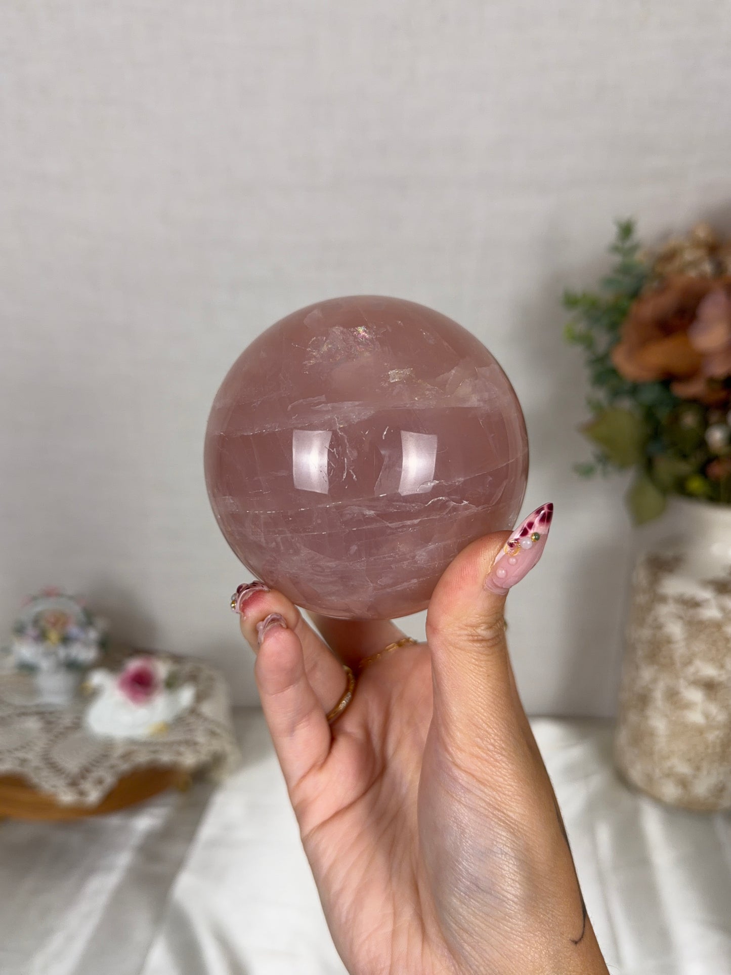 Rose Quartz Sphere 85mm (110Z)