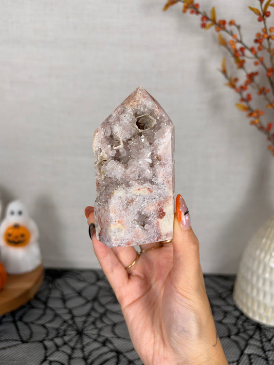 Sparkly Pink Amethyst Tower (70X)