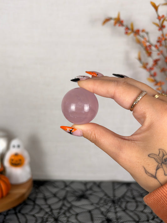 *Juicy Star Rose Quartz Sphere (18G)