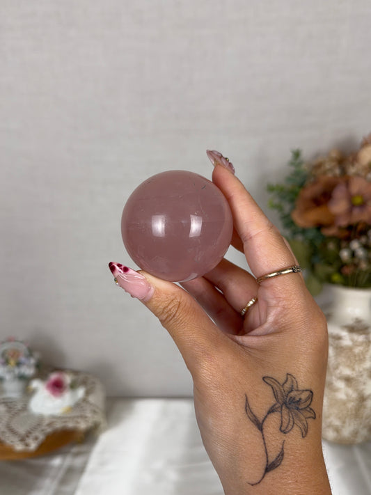 *Star Rose Quartz Sphere 52mm (26Z)