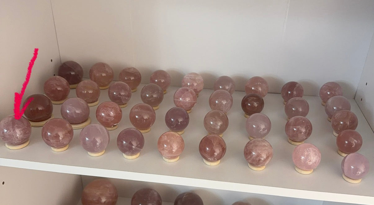 *Star Lavender Pink Rose Quartz Sphere (22Q)