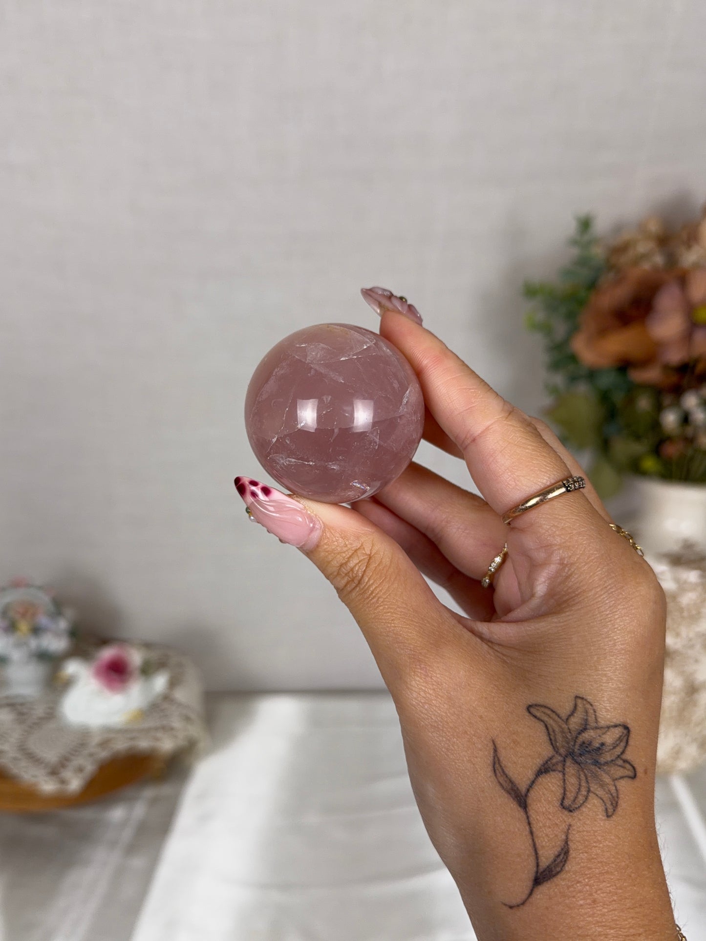 *Star Mauve Rose Quartz Sphere (16W)