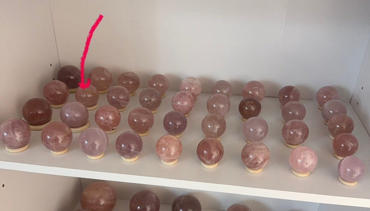 *Star Mauve Rose Quartz Sphere (16W)
