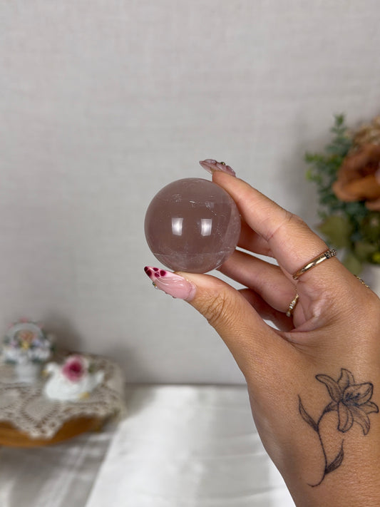 *Star Golden Flash Rose Quartz Sphere (16i)