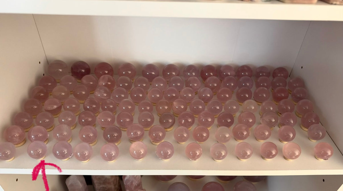*Extra Juicy Light Purple Mini Star Rose Quartz Sphere (10C)