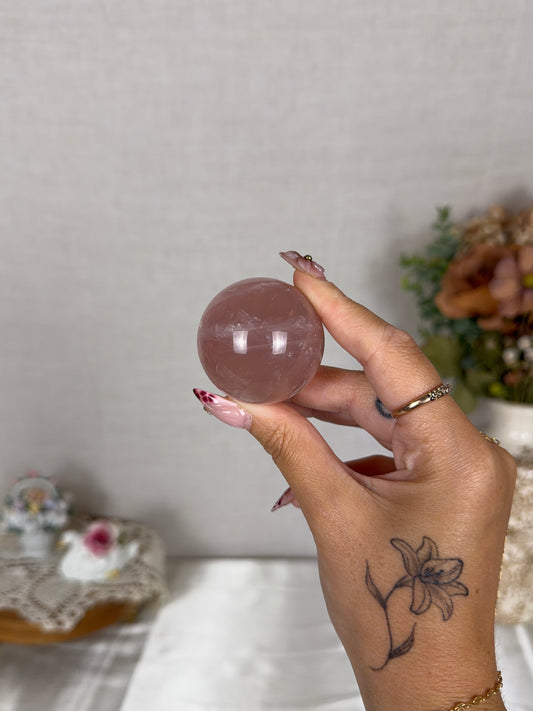 *Star Juicy Mauve Rose Quartz Sphere (18E)