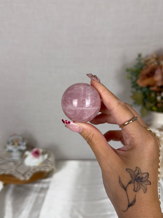 Bright Pink Rose Quartz Sphere (16V)