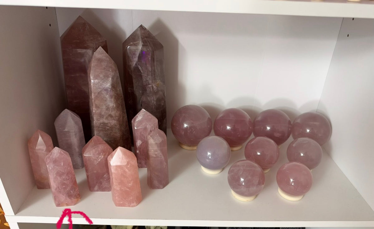 Extra Juicy Golden Flash Rose Quartz Tower (40Z)