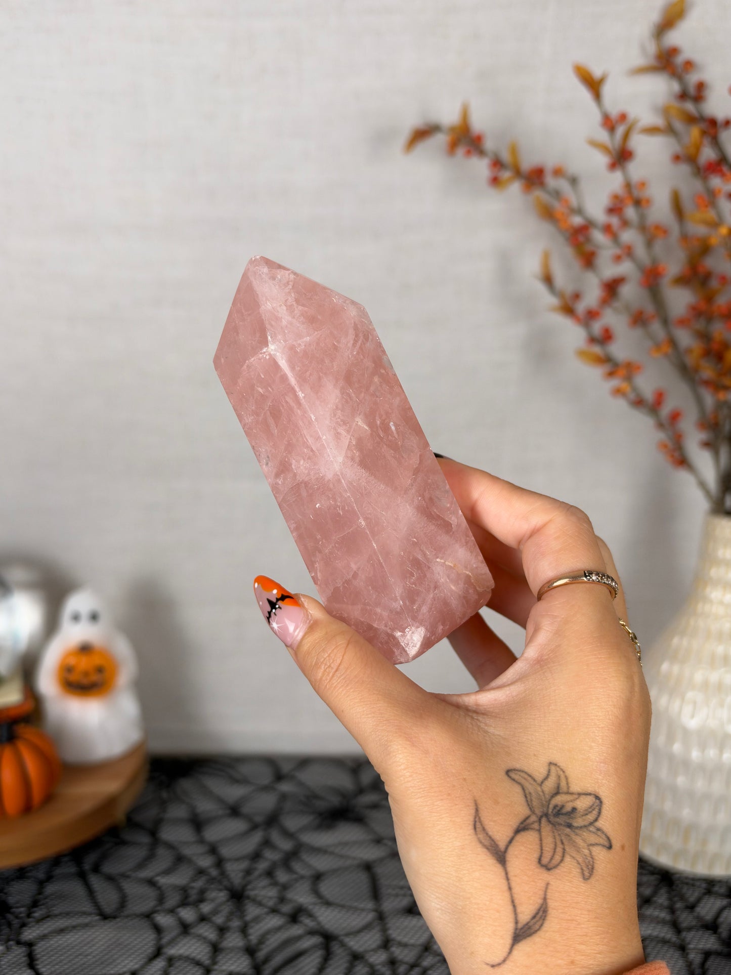 Juicy Peach Flashy Rose Quartz Tower (50G)