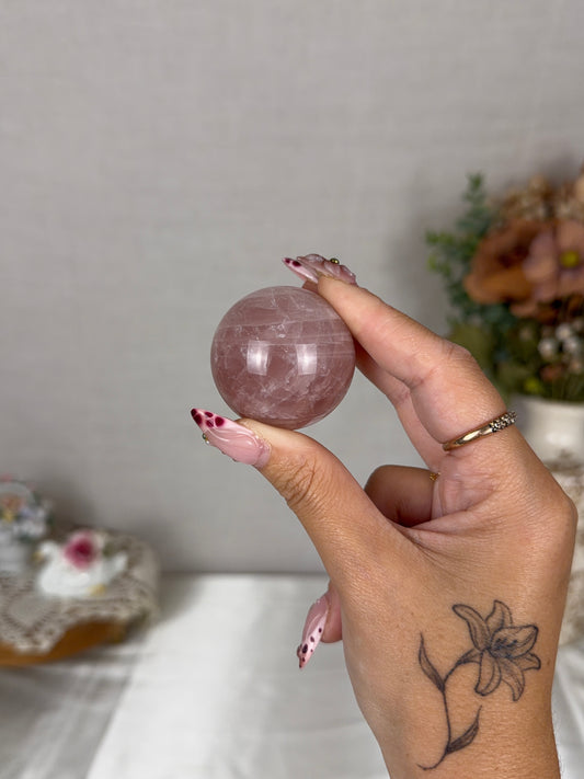 *Star Mauve Rose Quartz Sphere (14K)