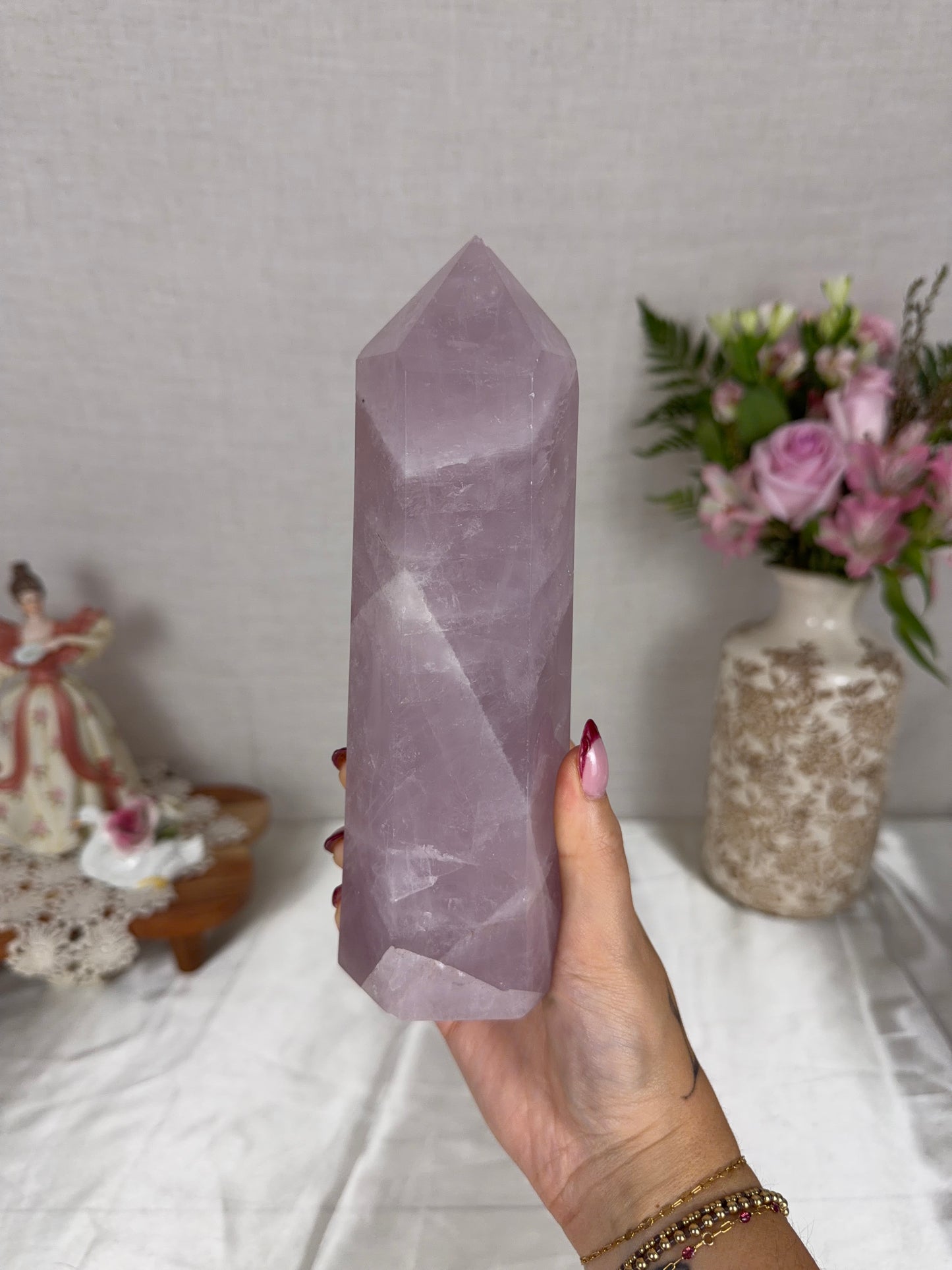 Lavender Purple Rose Quartz Tower (132L)