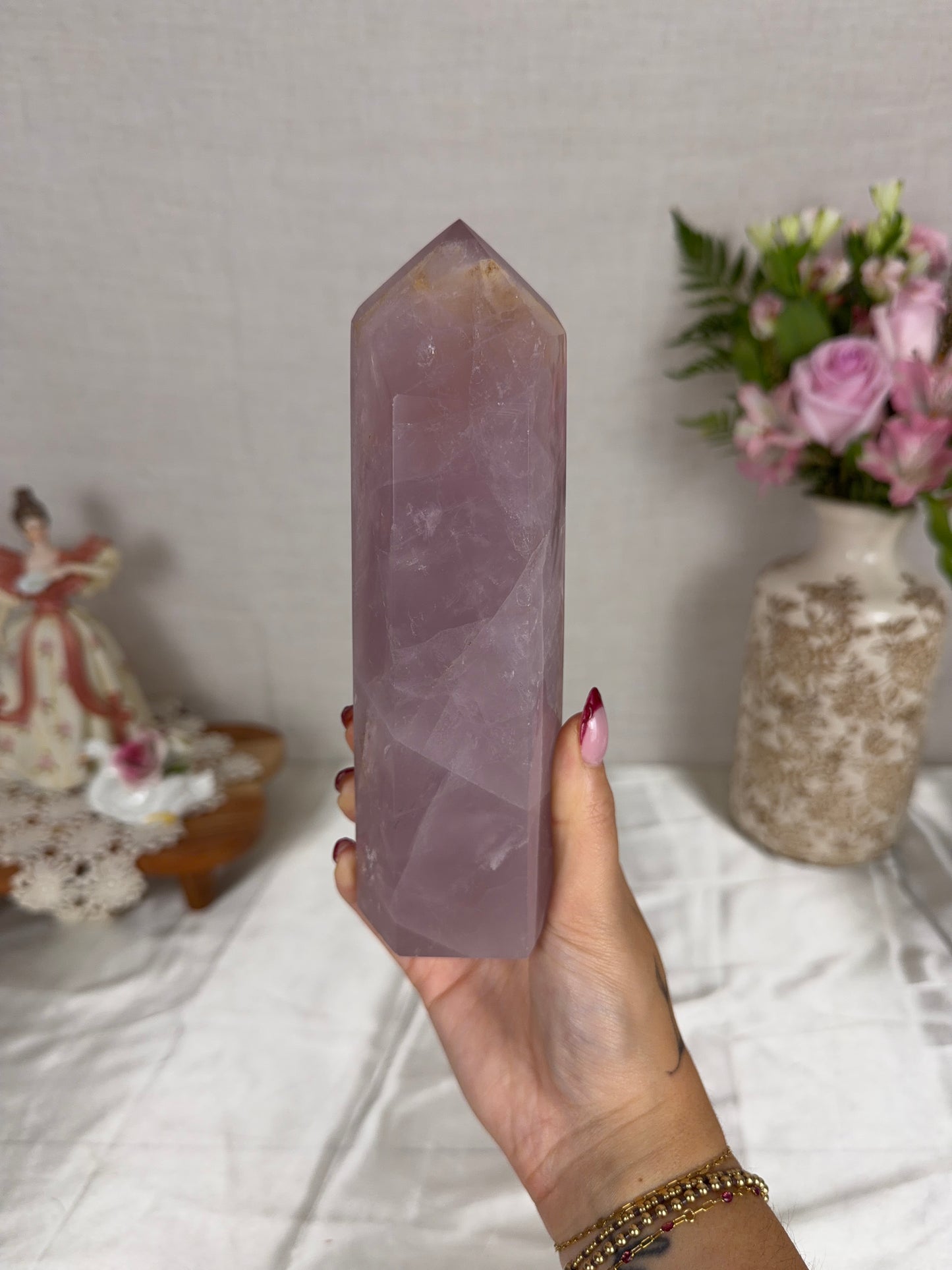 Electric Purple Rose Quartz Tower (110L)