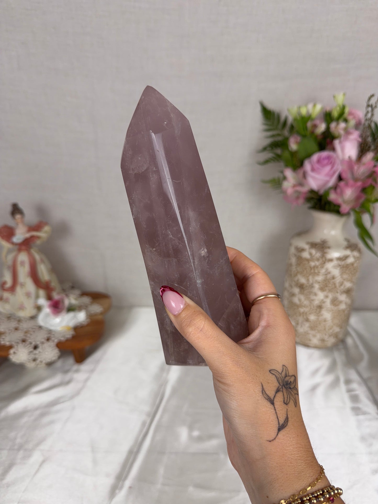 Flashy Galaxy Purple Rose Quartz Tower (122K)