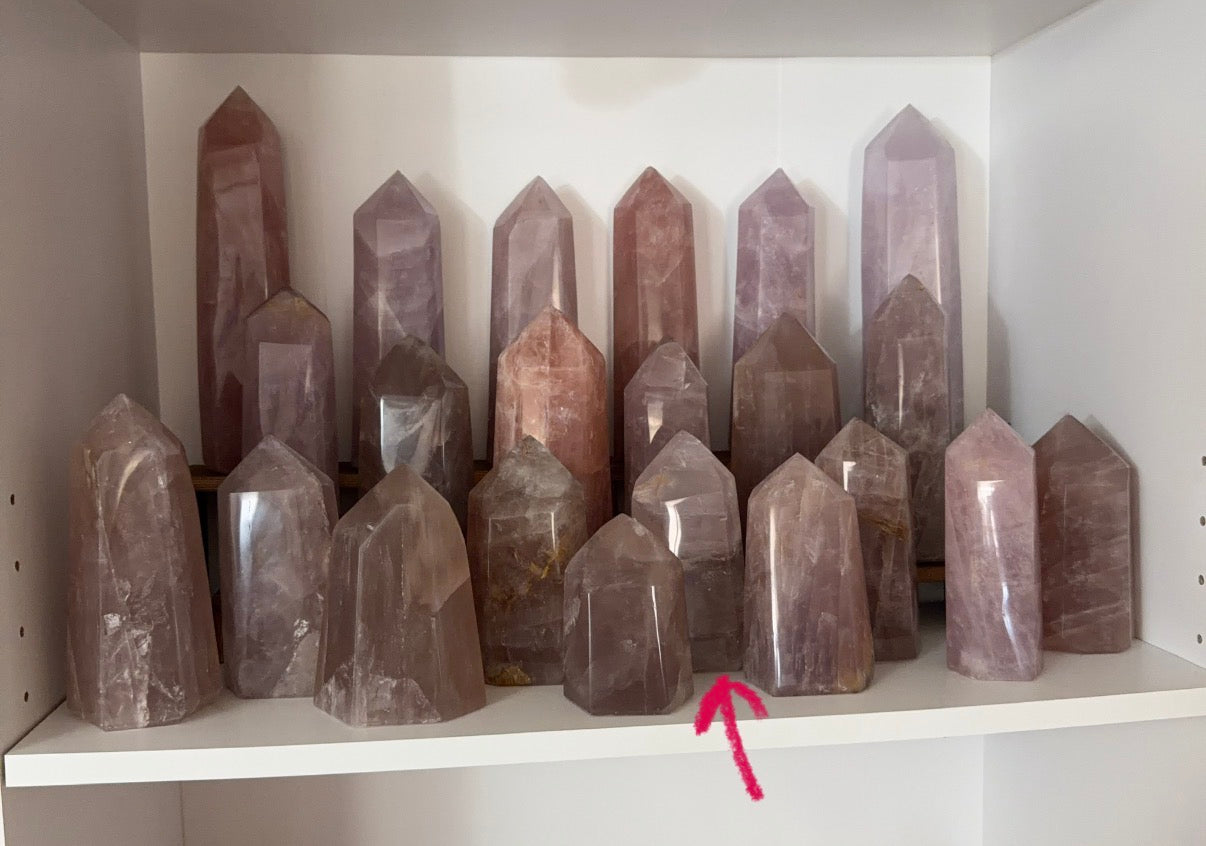 Watery Lavender Gold Flash Rose Quartz Tower (92L)
