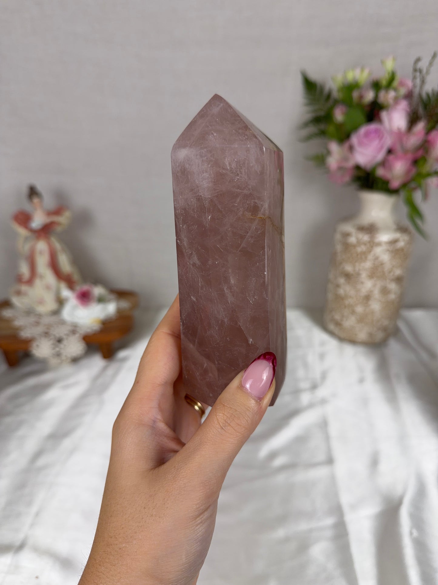 Flashy Golden Mauve Rose Quartz Tower (80G)