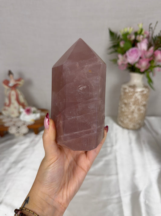 Chunky Gold Flash Mauve Rose Quartz Tower (112B) *Imperfect Tip*