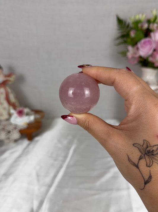 *Pink Star Rose Quartz Sphere (15o)