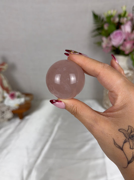 *Smoky Mauve Star Rose Quartz Sphere (16G)