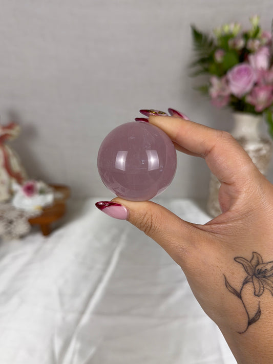 *Juicy Lavender Star Rose Quartz Sphere (20Z)