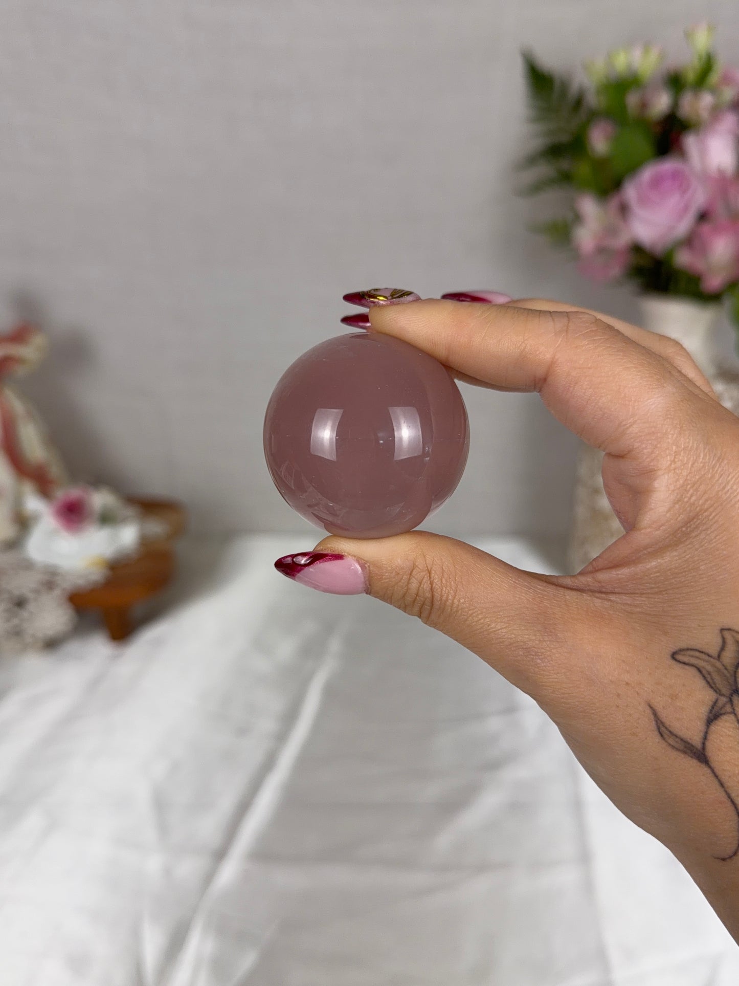 *Berry Mauve Star Rose Quartz Sphere (18P)