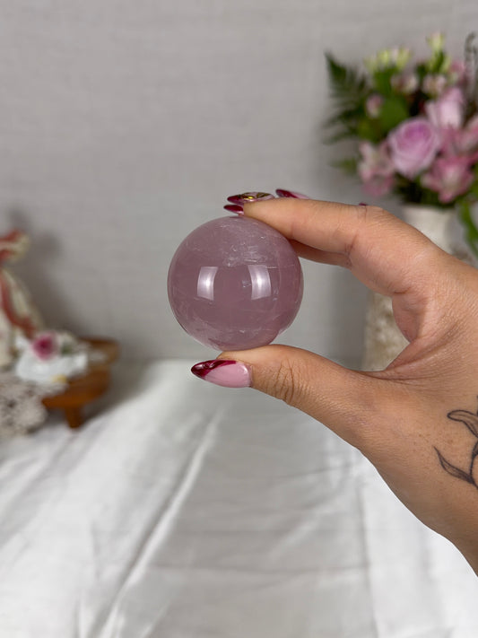 *Cloudy Lavender Star Rose Quartz Sphere (20P)