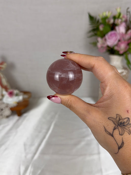 *Juicy Berry Star Rose Quartz Sphere (20V)