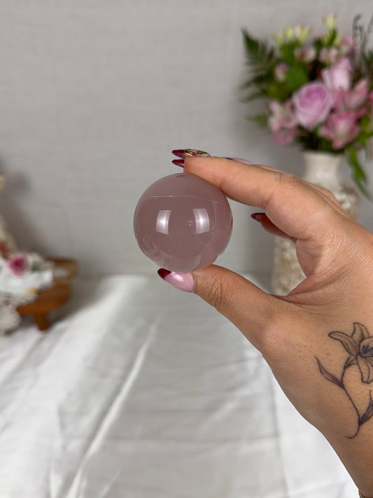 *Cloudy Mauve Star Rose Quartz Sphere (16H)