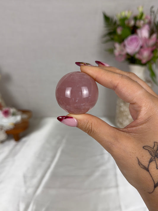 Cloudy Berry Pink Rose Quartz Sphere (15M)