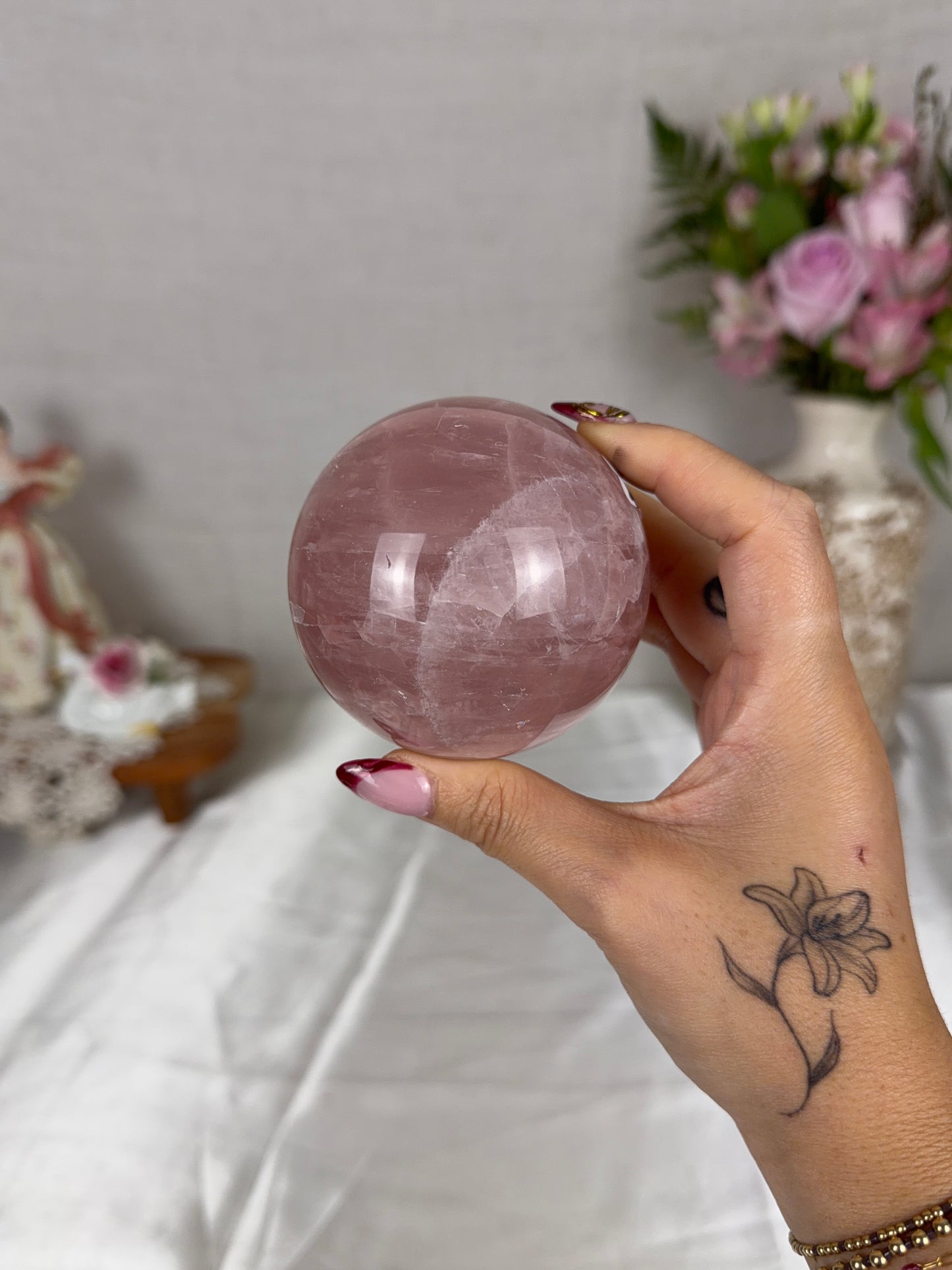 *Juicy Pink Rainbow Star Rose Quartz Sphere 74mm (85X)
