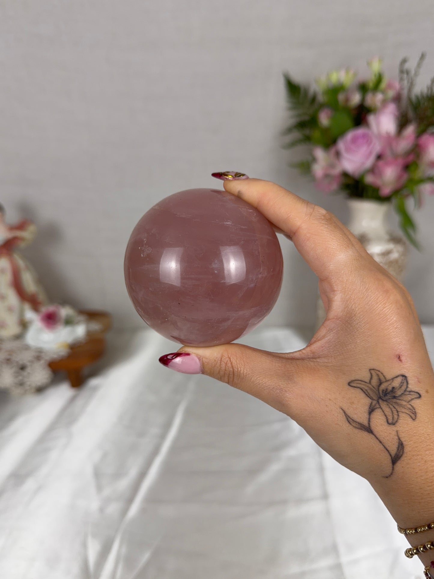*Mauve Pink Star Rose Quartz Sphere 73mm (85P)