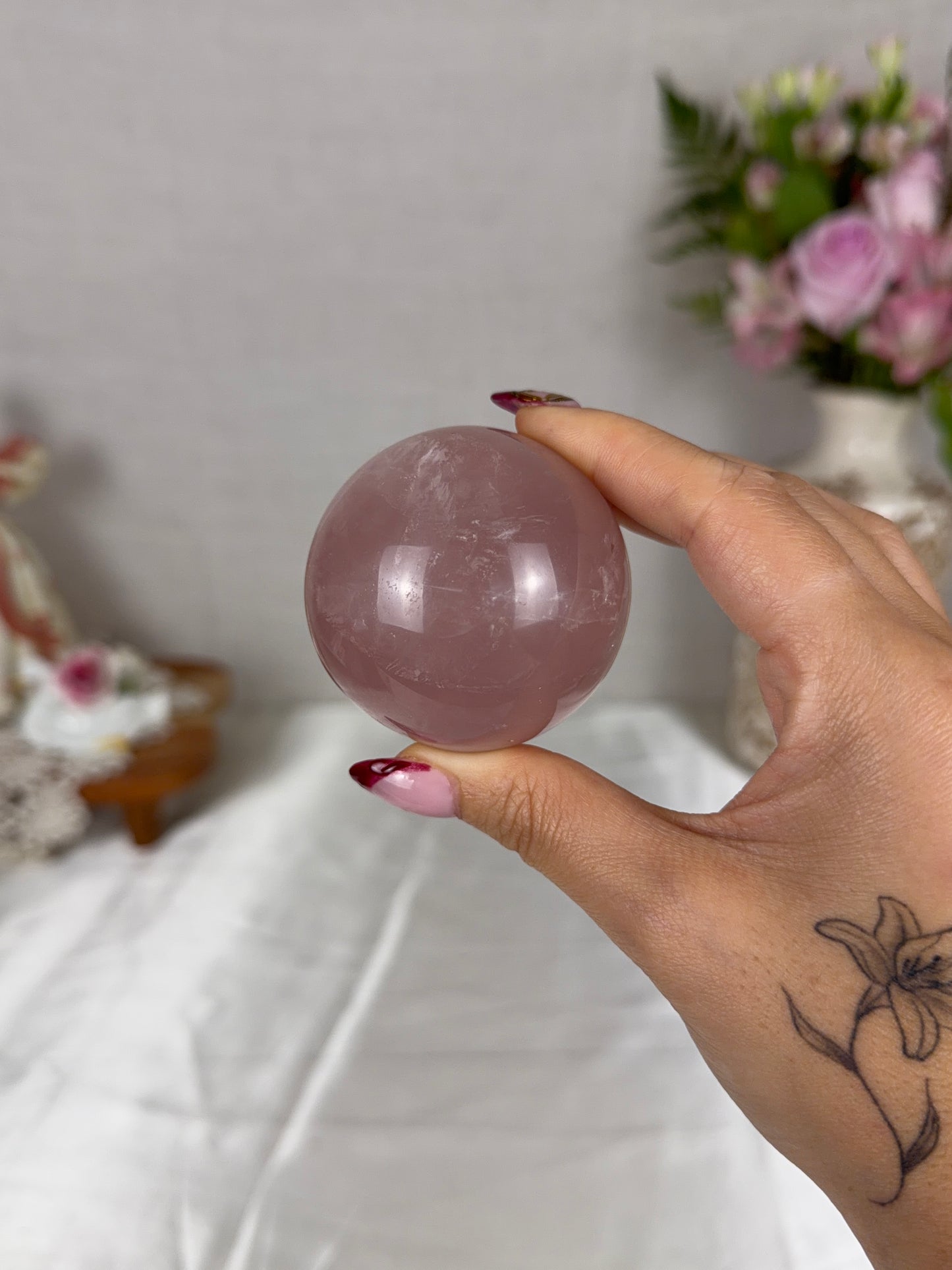 *Mauve Pink Star Rose Quartz Sphere 56mm (40N)