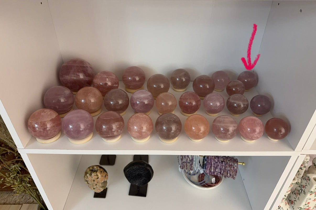 *Mauve Pink Star Rose Quartz Sphere 56mm (40N)