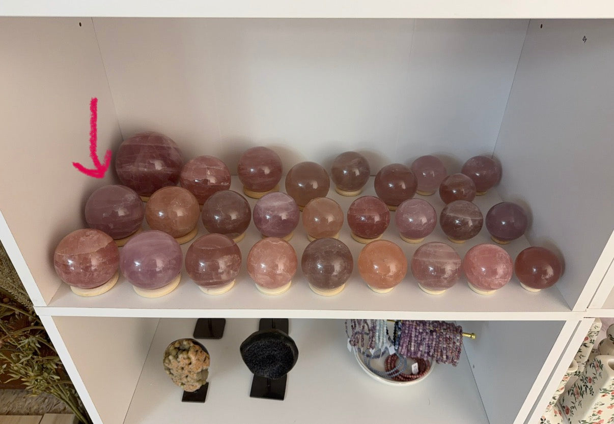 *Cloudy Lavender Purple Star Rose Quartz Sphere 76mm (75P)
