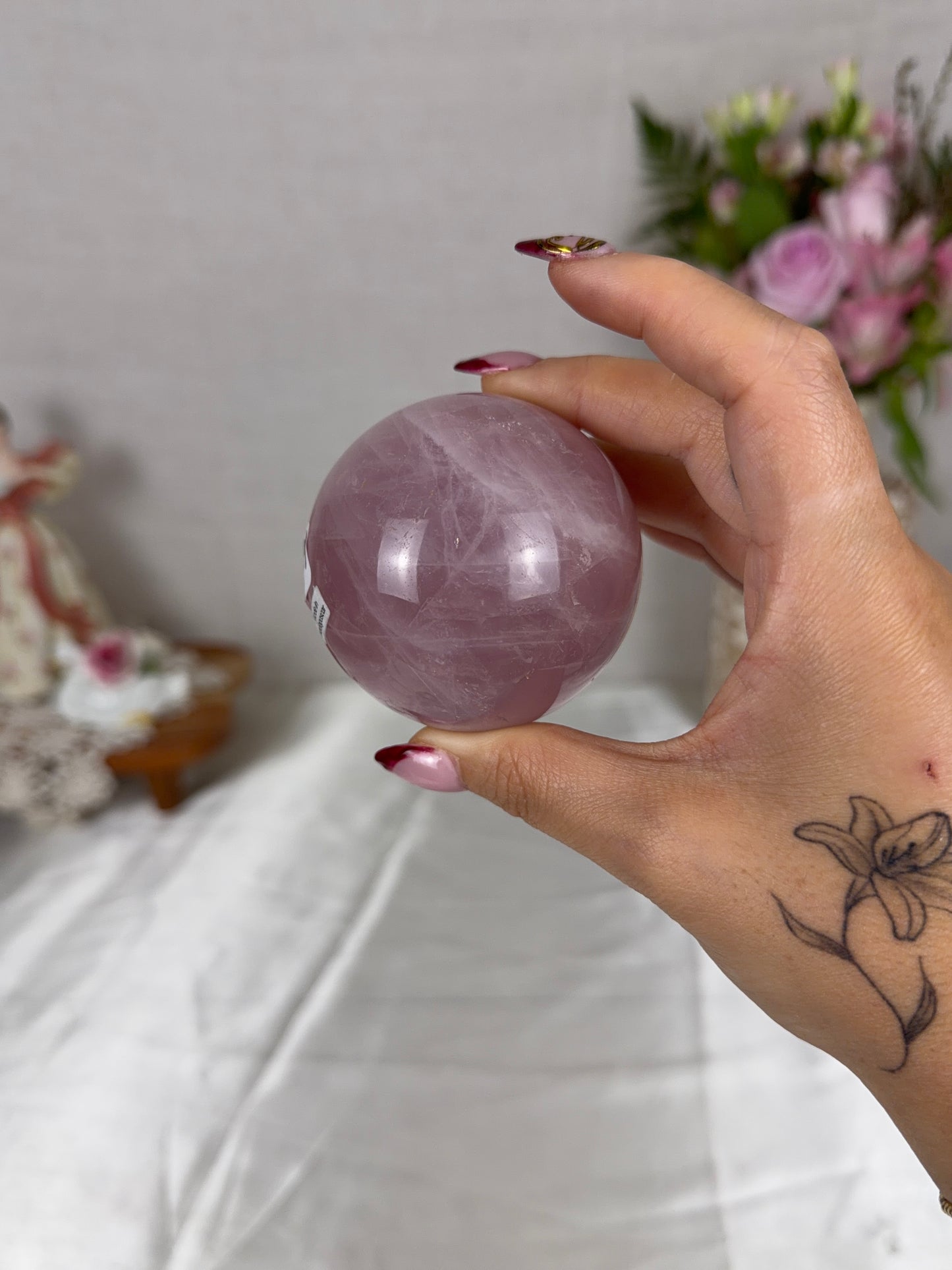 *Electric Lavender Star Rose Quartz Sphere 64mm (60L)