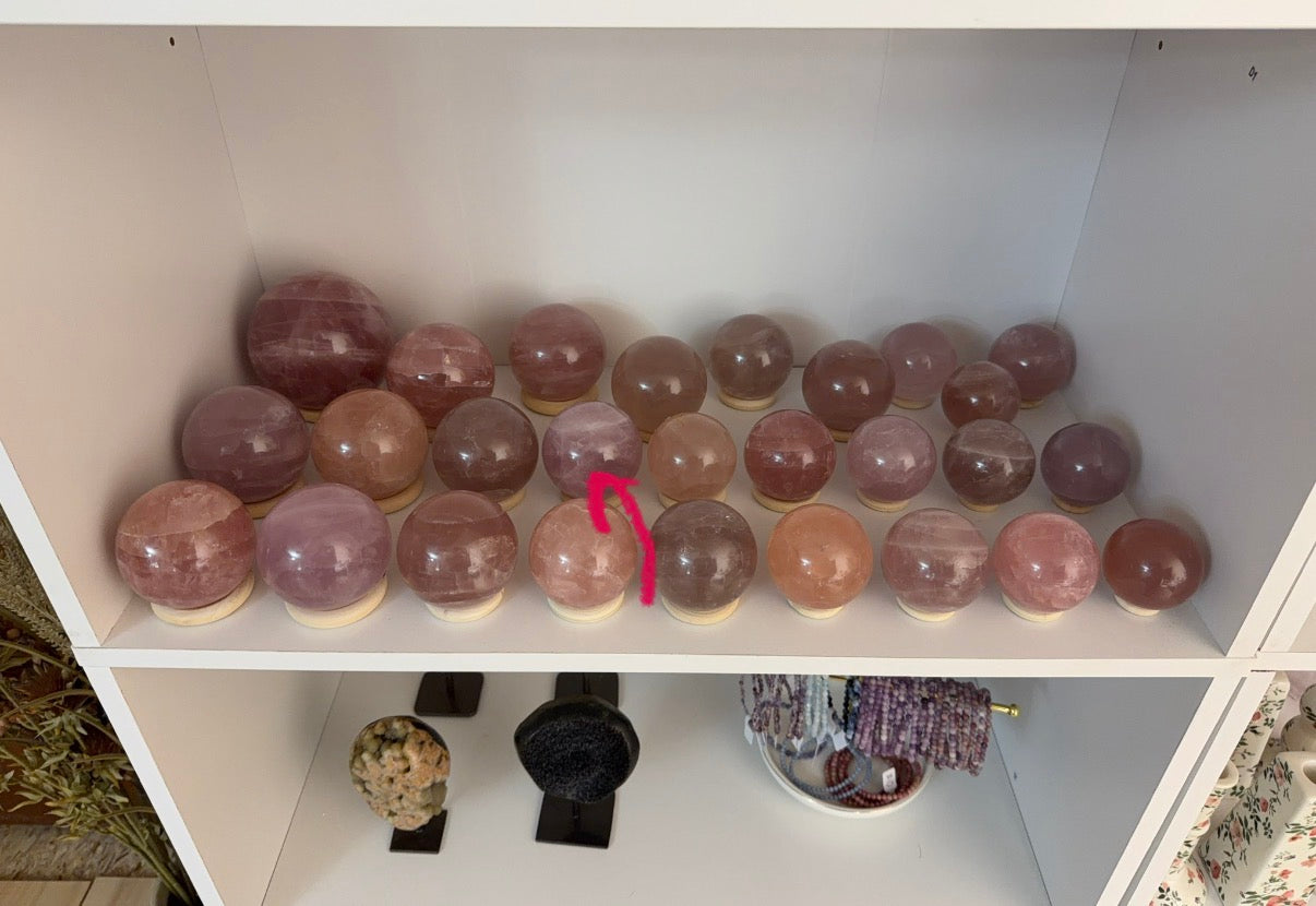 *Electric Lavender Star Rose Quartz Sphere 64mm (60L)
