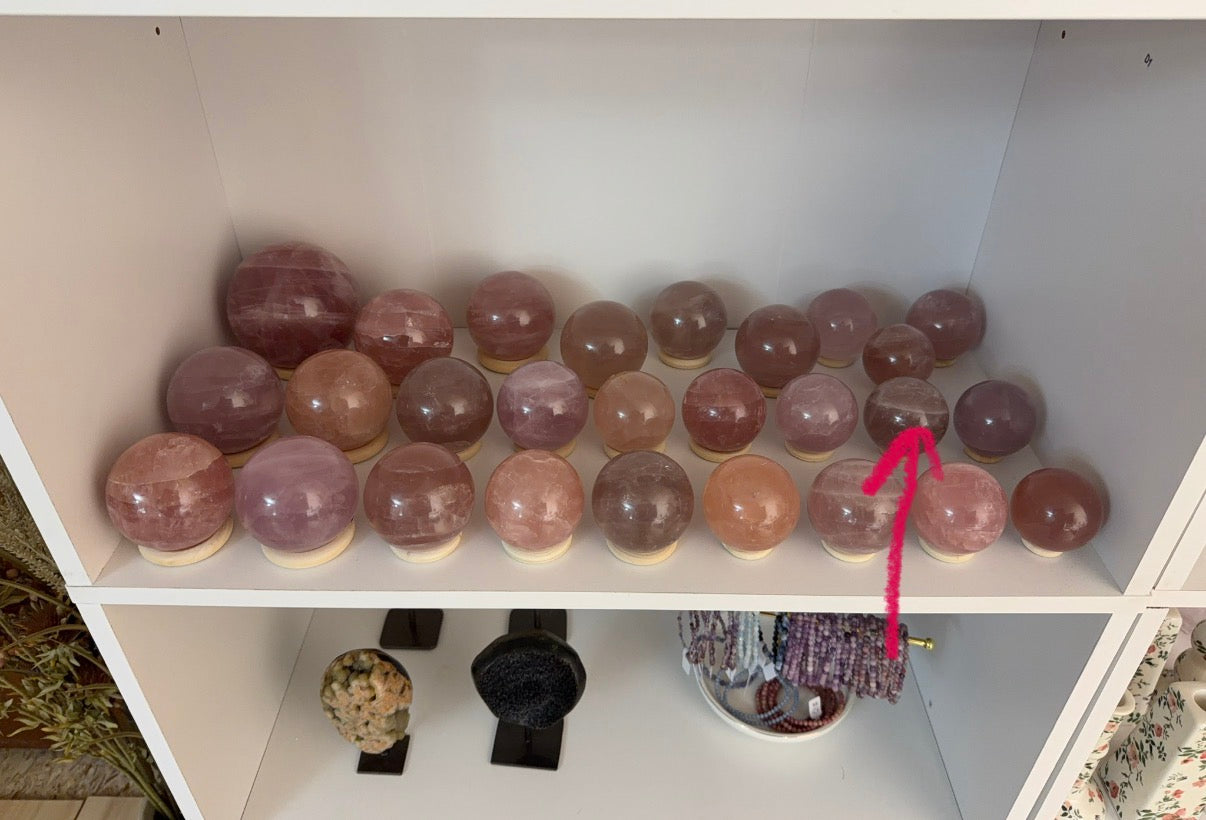 *Brown Plum Star Rose Quartz Sphere 54mm (35P)